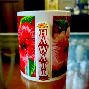 Hawaii Floral Mug - Red and Green